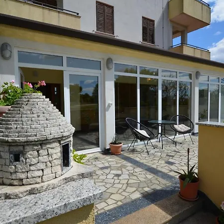 Zminj Apartments Exterior photo