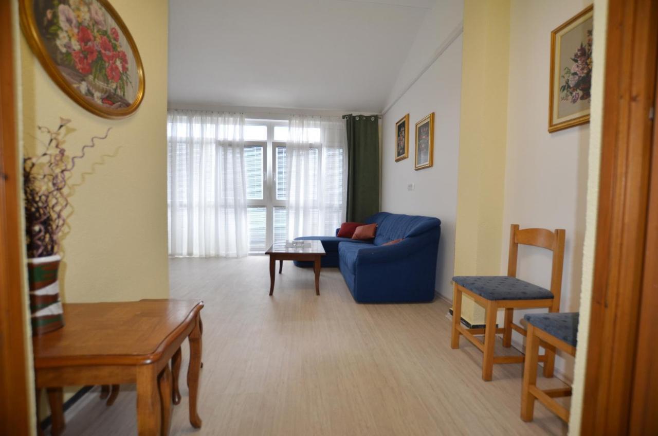 Apartment Zminj Apartments *