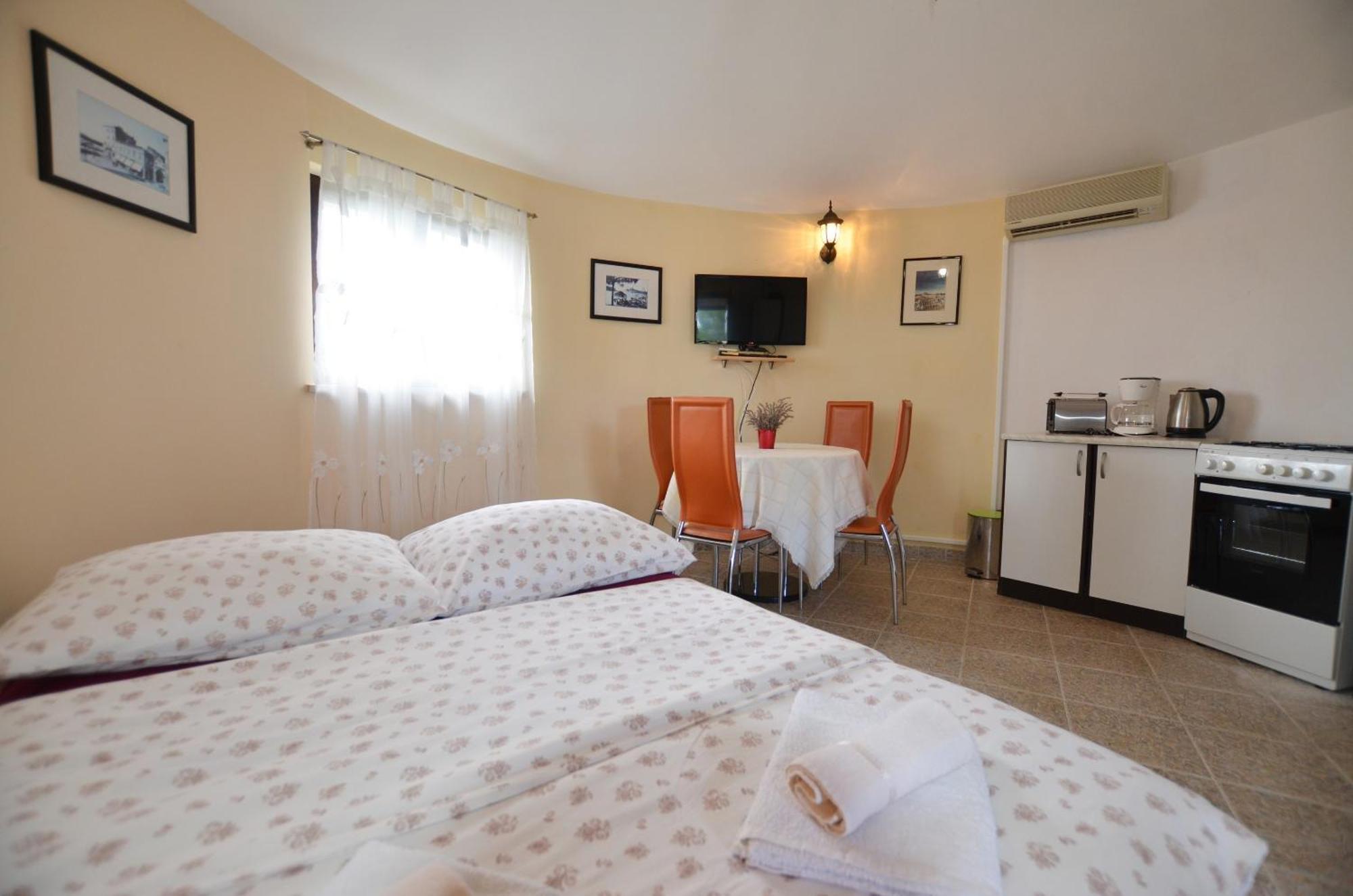Zminj Apartments * Žminj